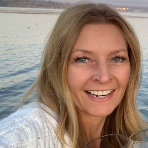 Meet your Posher, Stacie